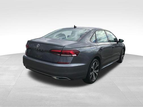2022 Volkswagen Passat 2.0T Limited Edition