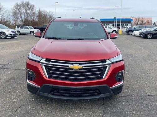 2023 Chevrolet Traverse LT Leather