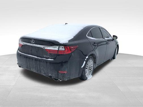 2016 Lexus ES 350 Base