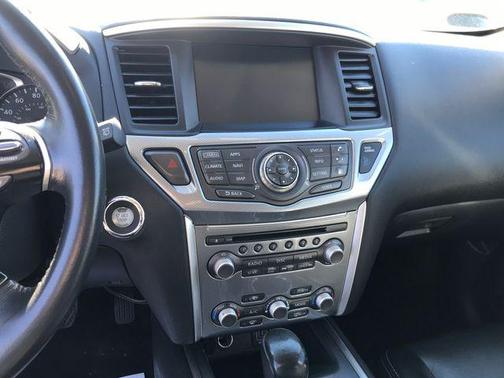 2018 Nissan Pathfinder S