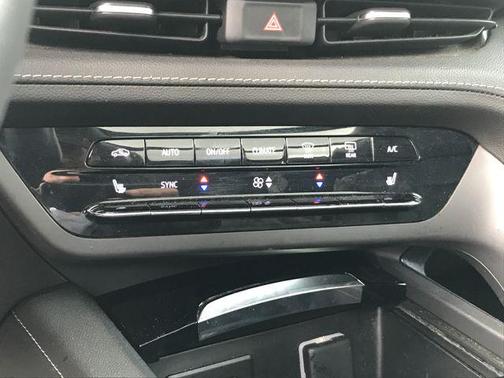 2023 Buick Envision Essence FWD