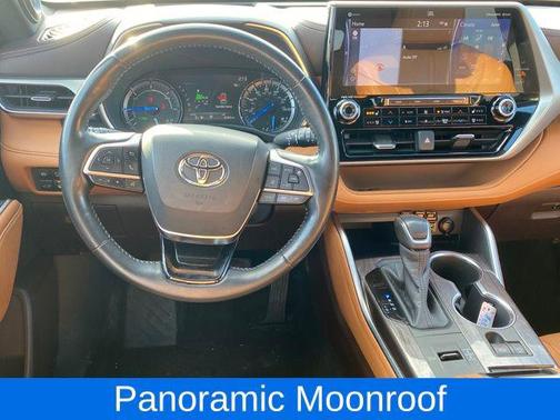 2020 Toyota Highlander Hybrid Platinum