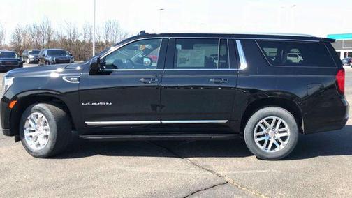 2023 GMC Yukon XL SLT