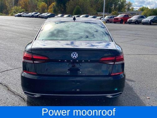 2022 Volkswagen Passat 2.0T Limited Edition