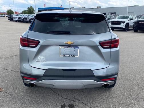 Sterling Gray Metallic 2025 Chevrolet Blazer 2LT