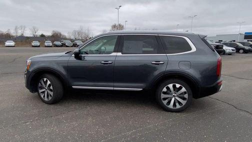 2022 Kia Telluride S