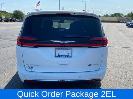 2021 Chrysler Pacifica Hybrid Touring L