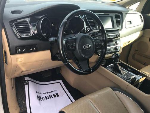2015 Kia Sedona SX