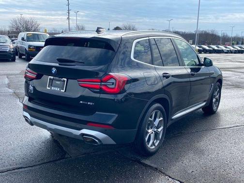 Black 2022 BMW X3 xDrive30i