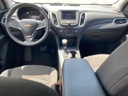 Mosaic Black Metallic 2024 Chevrolet Equinox 1LT