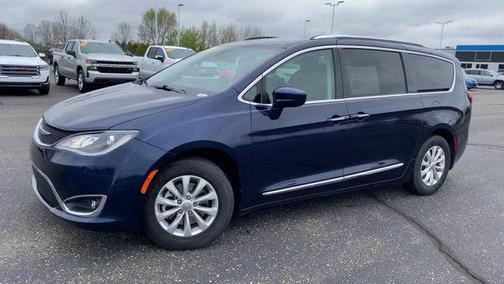 2018 Chrysler Pacifica Touring-L