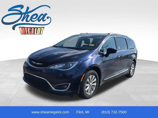 2018 Chrysler Pacifica Touring-L