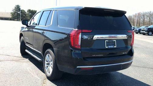 2023 GMC Yukon SLT