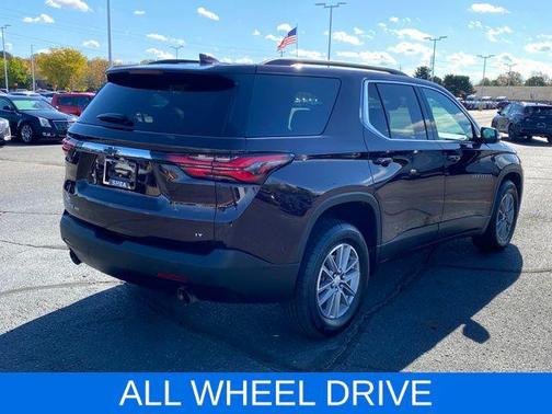 2023 Chevrolet Traverse LT Leather
