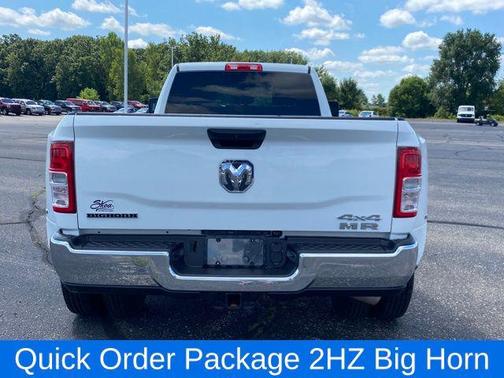 2024 RAM 3500 Big Horn Crew Cab 4x4 8' Box