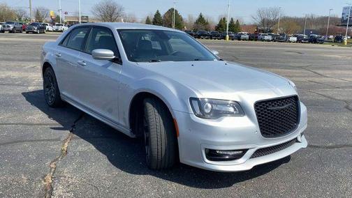 2022 Chrysler 300 Touring