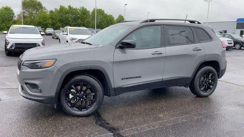 2023 Jeep Cherokee Altitude