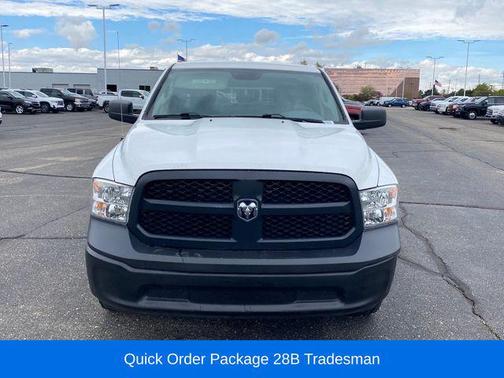 Bright White Clearcoat 2018 RAM 1500 Tradesman