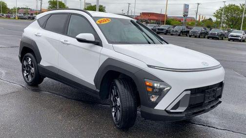 2025 Hyundai KONA SEL