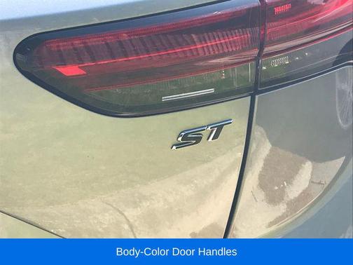 Moonstone Gray Metallic 2023 Buick Envision Essence AWD