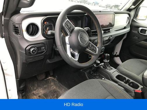 Bright White Clearcoat 2024 Jeep Wrangler 4-Door Sahara 4x4
