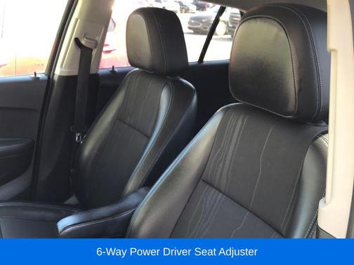 Deep Espresso Metallic 2016 Chevrolet Trax LT