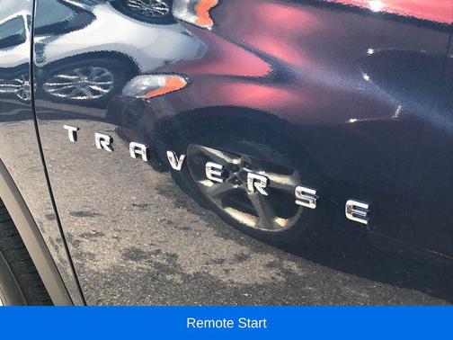 2023 Chevrolet Traverse LT Cloth
