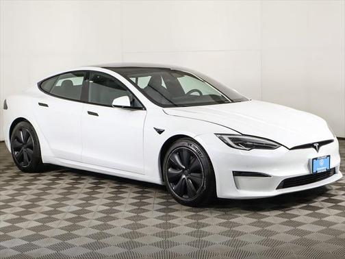 2022 Tesla Model S Base