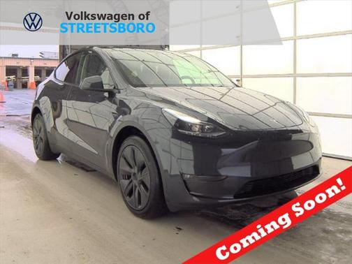 2024 Tesla Model Y Long Range Dual Motor All-Wheel Drive