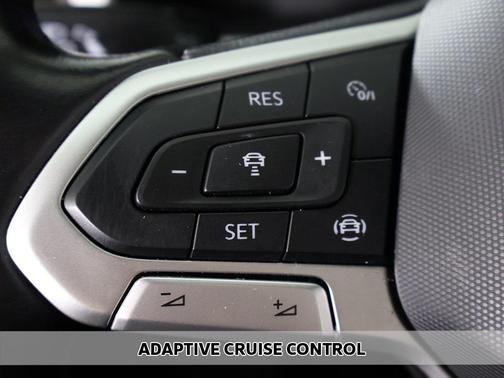 2021 Volkswagen Atlas 3.6L SEL Premium