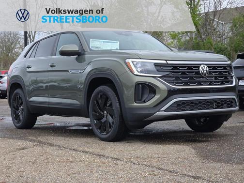 avocado green pearl 2026 Volkswagen Atlas Cross Sport 2.0T SE w/Technology 4MOTION