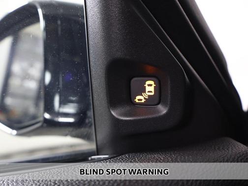 2025 Acura MDX Standard