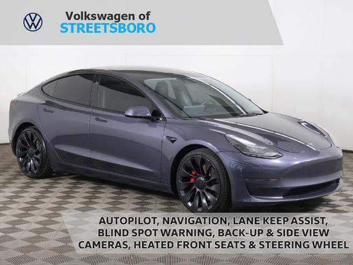 Midnight Silver Metallic 2023 Tesla Model 3 Performance