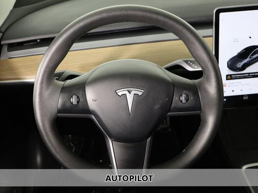 Midnight Silver Metallic 2023 Tesla Model 3 Performance