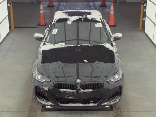 2025 BMW M240 i xDrive