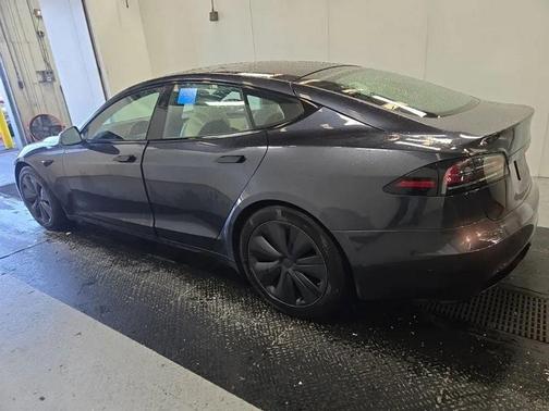 2024 Tesla Model S Long Range
