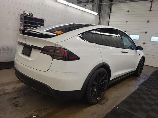 2023 Tesla Model X Standard Range