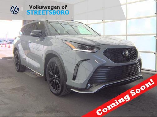 2025 Toyota Highlander XSE