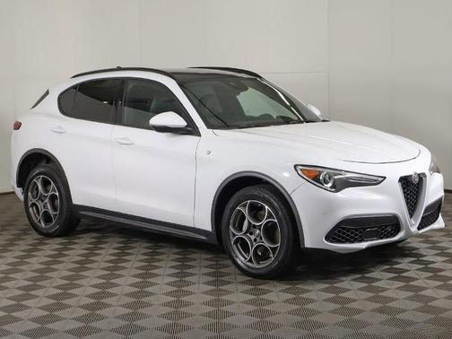2022 Alfa Romeo Stelvio Ti