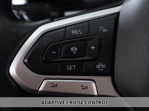 2022 Volkswagen Atlas 2.0T SE w/Technology 4MOTION