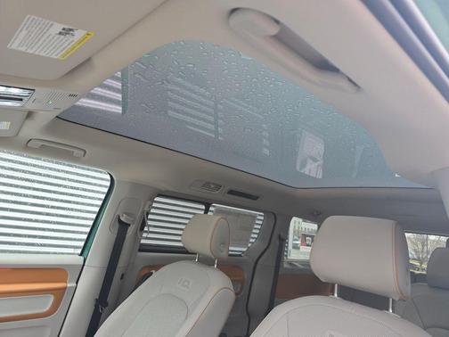 2025 Volkswagen ID. Buzz 1st Edition with 4MOTION