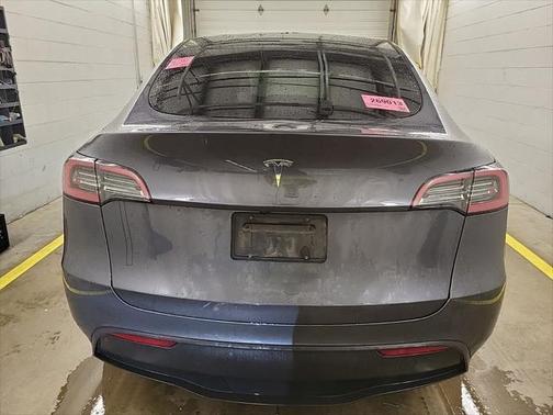 2023 Tesla Model Y RWD