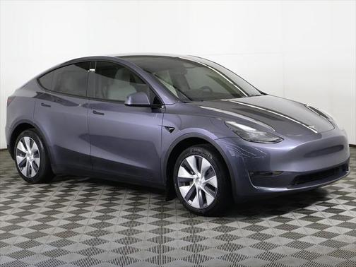 2023 Tesla Model Y RWD