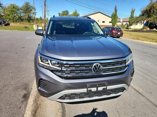 2022 Volkswagen Atlas 2.0T SE w/Technology 4MOTION