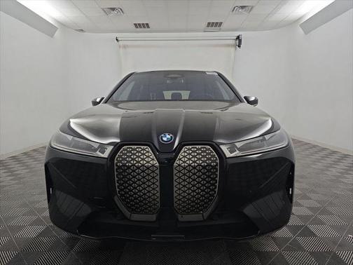 2023 BMW iX M60