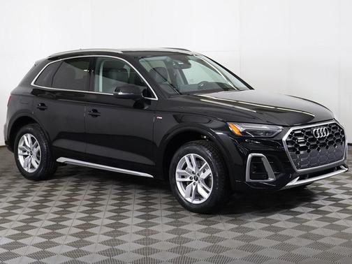 2023 Audi Q5 45 S line Premium
