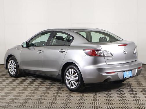2013 Mazda Mazda3 i Sport