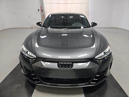 2024 Audi RS e-tron GT quattro