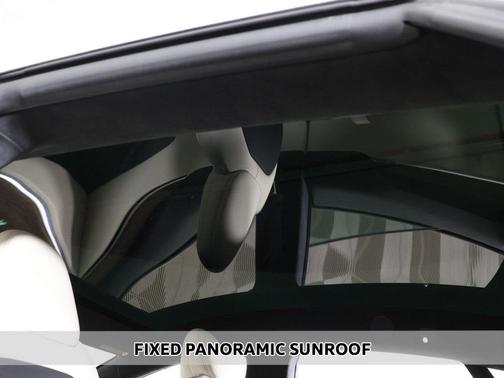 2022 Tesla Model S Base