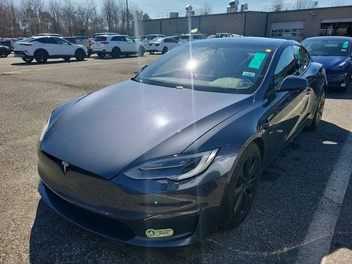 2022 Tesla Model S Base